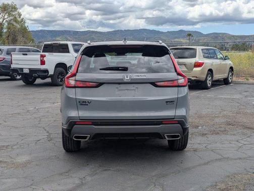 Urban Gray Pearl 2026 Honda CR-V Hybrid Sport Touring