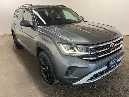 2022 Volkswagen Atlas 2.0T SE