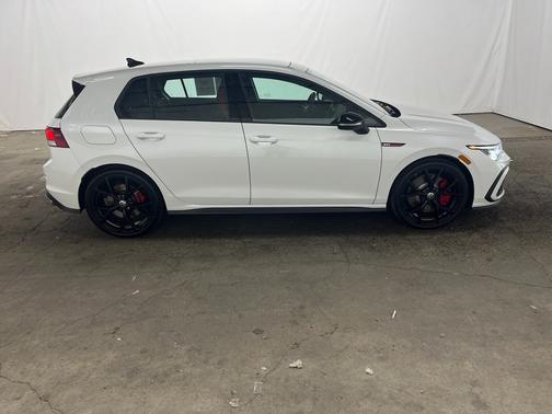 2024 Volkswagen Golf GTI 2.0T 380 SE