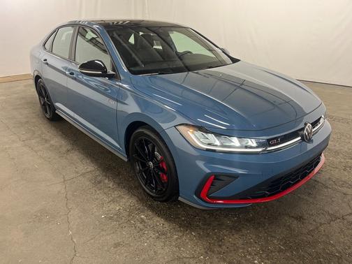 2025 Volkswagen Jetta GLI 2.0T Autobahn