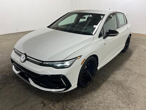 2025 Volkswagen Golf R 2.0T Black Edition