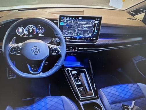 2025 Volkswagen Golf R 2.0T Black Edition