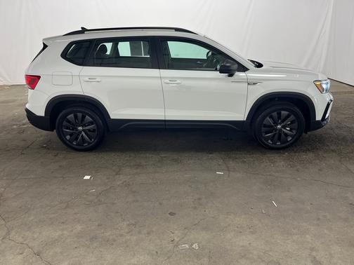 2022 Volkswagen Taos 1.5T S