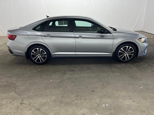 2023 Volkswagen Jetta 1.5T Sport