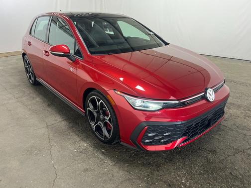 2025 Volkswagen Golf GTI 2.0T Autobahn