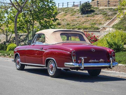 1960 Mercedes-Benz 220SE 