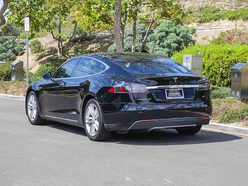2013 Tesla Model S Base