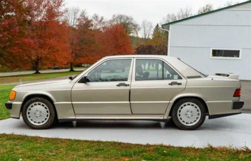 1987 Mercedes-Benz 190 E16