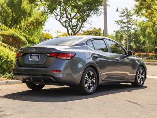 Gun Metallic 2021 Nissan Sentra SV