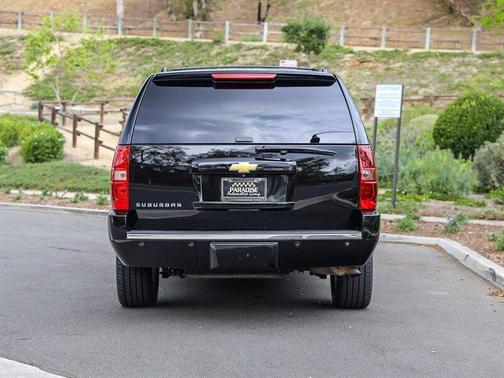 Black 2013 Chevrolet Suburban 1500 LTZ