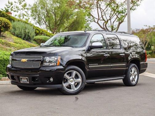 Black 2013 Chevrolet Suburban 1500 LTZ