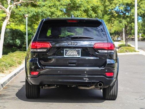 2017 Jeep Grand Cherokee Laredo