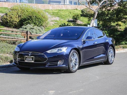 2014 Tesla Model S Performance