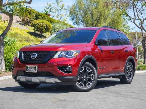 Scarlet Ember 2020 Nissan Pathfinder SV
