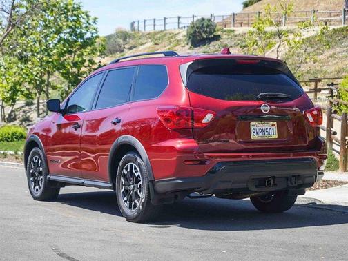 Scarlet Ember 2020 Nissan Pathfinder SV
