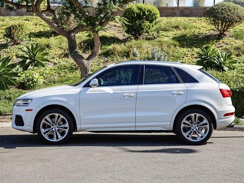 White 2016 Audi Q3 2.0T Premium Plus