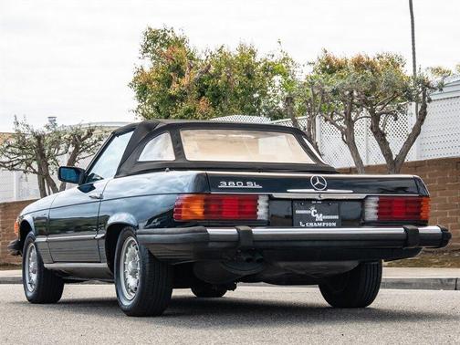 1985 Mercedes-Benz SL-Class 380SL