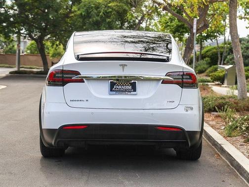 2016 Tesla Model X 90D