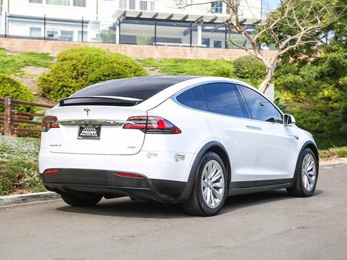 2016 Tesla Model X 90D