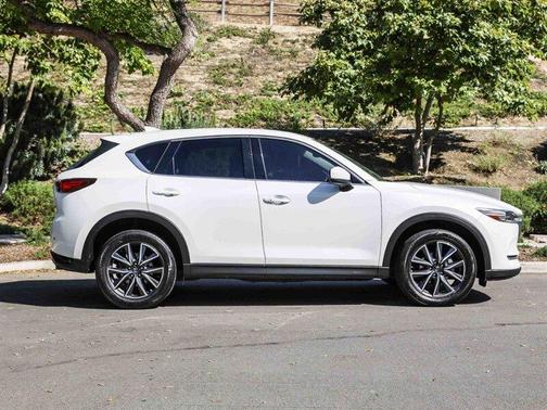 Snowflake White Pearl Metallic 2017 Mazda CX-5 Grand Touring