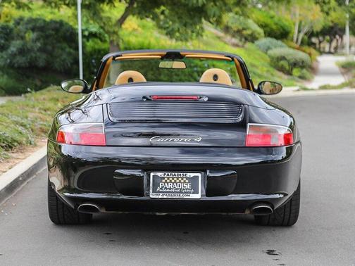 2002 Porsche 911 Carrera Cabriolet