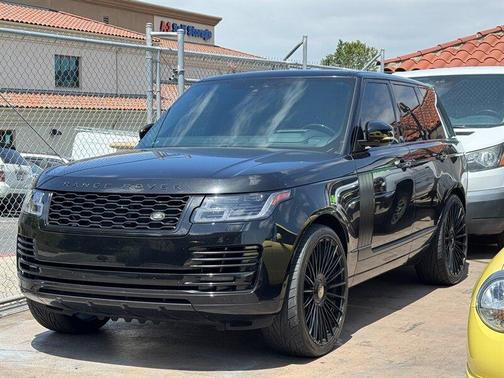 2020 Land Rover Range Rover P525 HSE