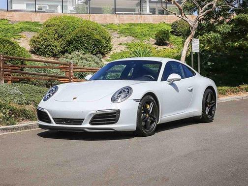 2017 Porsche 911 Carrera