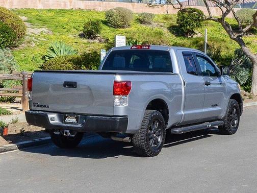 2010 Toyota Tundra Grade