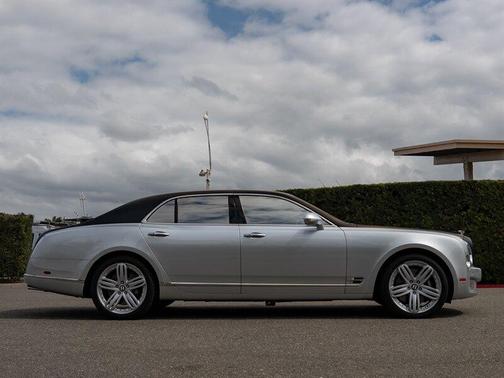 2011 Bentley Mulsanne Base