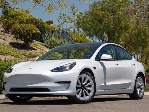 2023 Tesla Model 3 Base