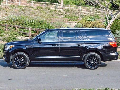 2021 Lincoln Navigator L Reserve