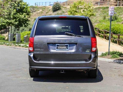 Indigo Blue 2018 Dodge Grand Caravan SXT