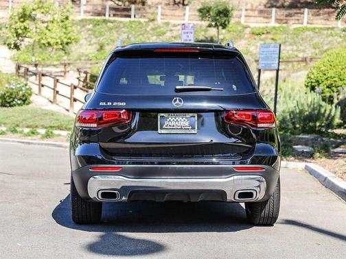 Midnight Black 2023 Mercedes-Benz GLB 250 Base
