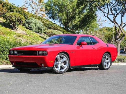 2012 Dodge Challenger R/T Plus