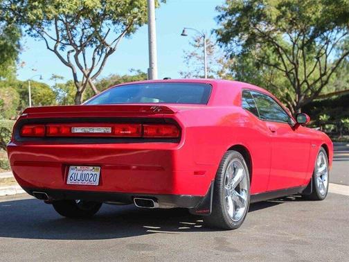 2012 Dodge Challenger R/T Plus