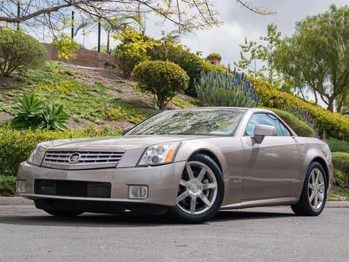 2004 Cadillac XLR Base