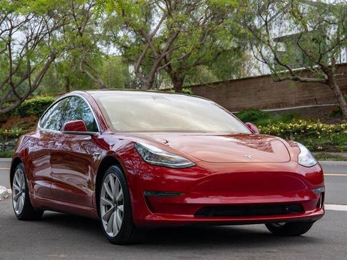 2018 Tesla Model 3 Long Range