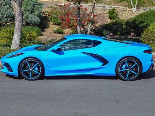 2023 Chevrolet Corvette Stingray w/2LT