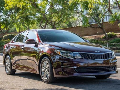 2018 Kia Optima LX