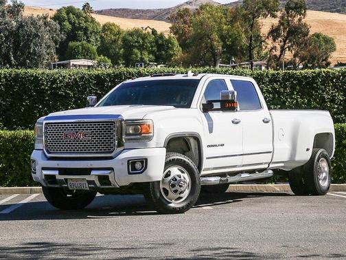 2015 GMC Sierra 3500 Denali