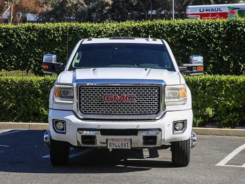2015 GMC Sierra 3500 Denali