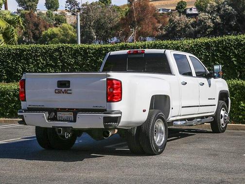 2015 GMC Sierra 3500 Denali