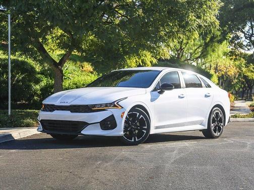 2022 Kia K5 GT-Line