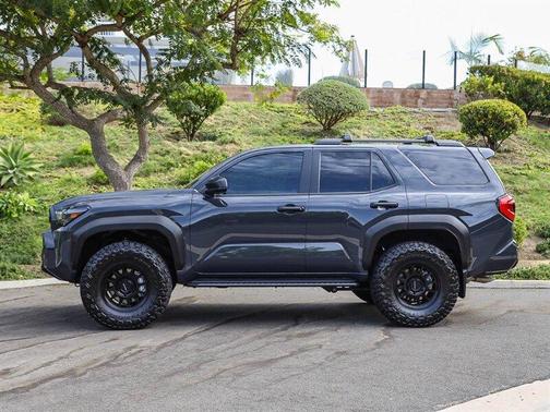 UNDERGROUND 2025 Toyota 4Runner SR5
