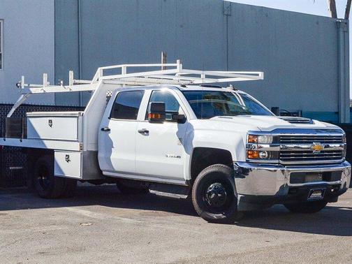 2017 Chevrolet Silverado 3500 WT