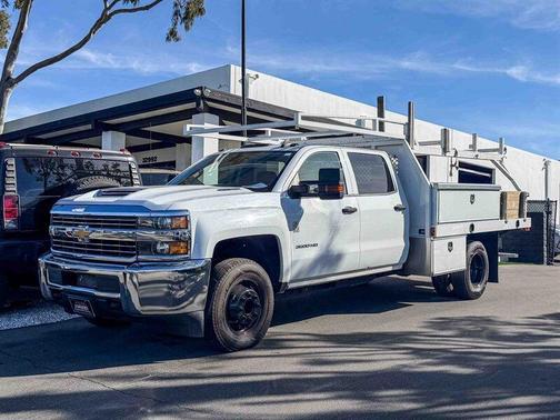 2017 Chevrolet Silverado 3500 WT