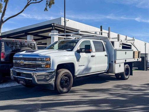 2017 Chevrolet Silverado 3500 WT
