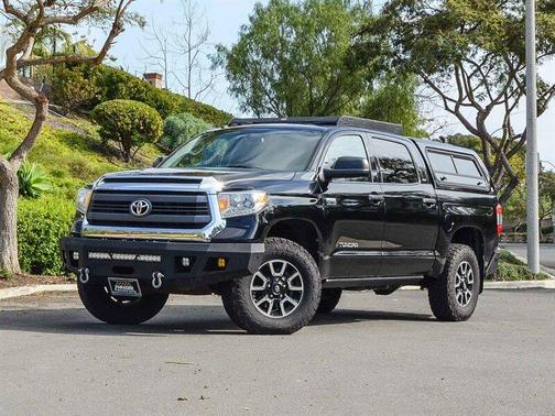 2015 Toyota Tundra SR5