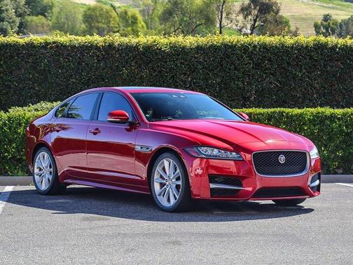 2017 Jaguar XF 35t R-Sport