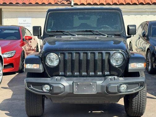 2023 Jeep Wrangler Sahara